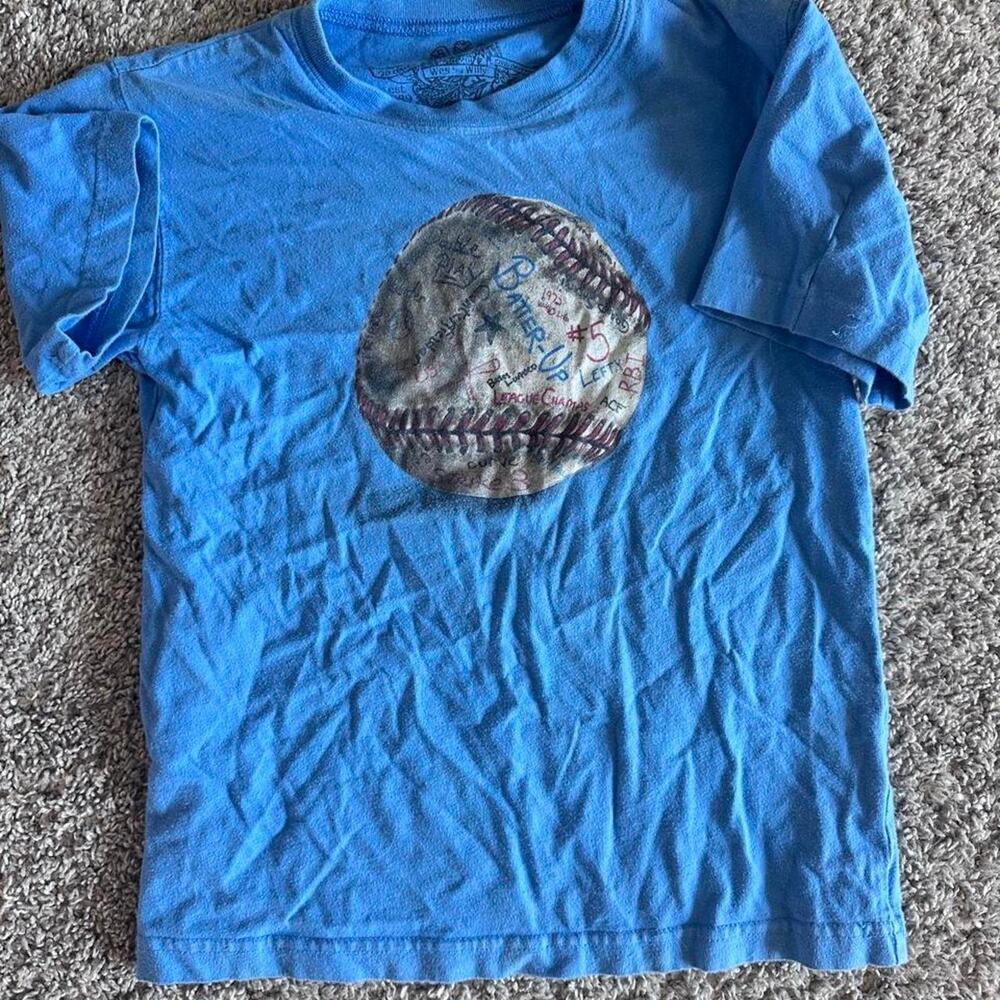 Wes and Willy Boys Size 7 Graphic T-Shirt
